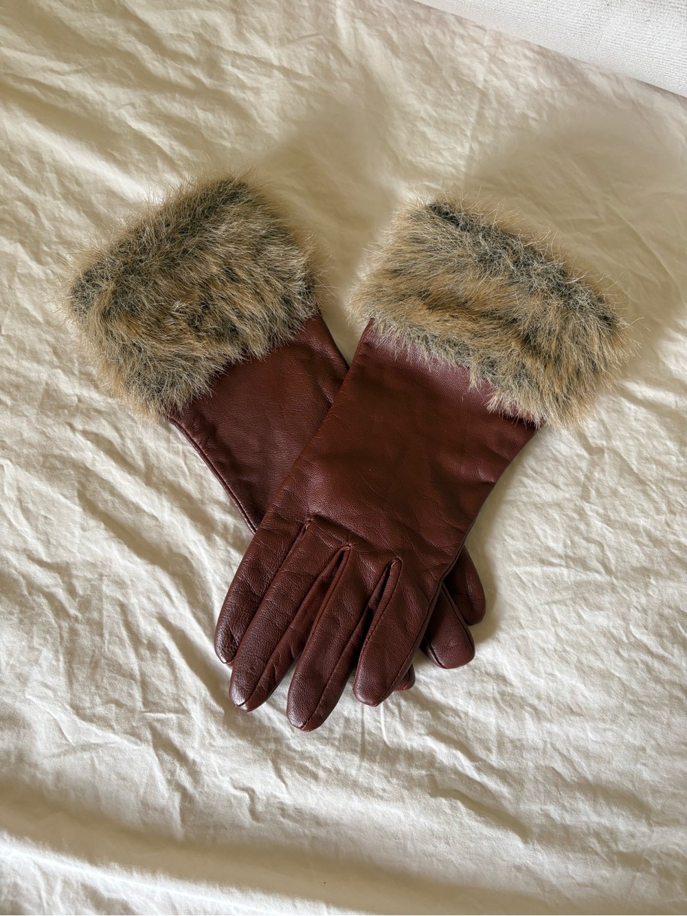 Brown touchscreen gloves with faux fur trim